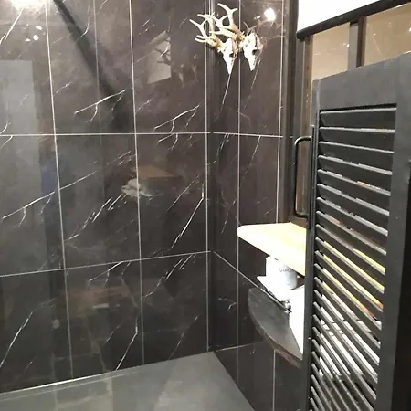 Welcome  ---------------- Au Coeur De La Historique --exceptionnellement Calme