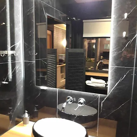 Welcome  ---------------- Au Coeur De La Historique --exceptionnellement Calme *